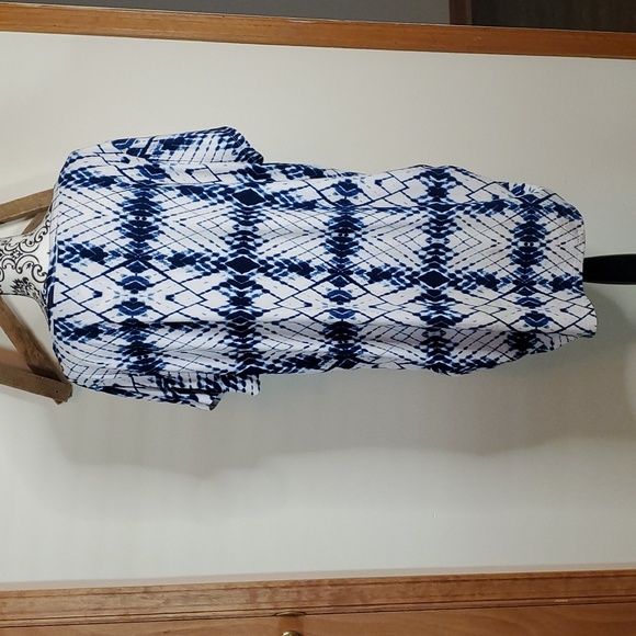 Bobbie brooks Woman's Top EUC - Picture 6 of 6